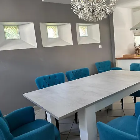 Maison 6 Ch Avec Jacuzzi Hyper Centre Terrasse 布尔昆