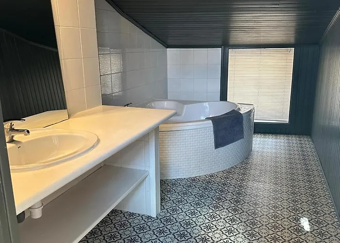 Σπίτι διακοπών Maison 6 Ch Avec Jacuzzi Hyper Centre Terrasse