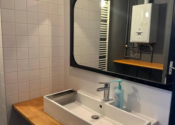 Maison 6 Ch Avec Jacuzzi Hyper Centre Terrasse 度假居